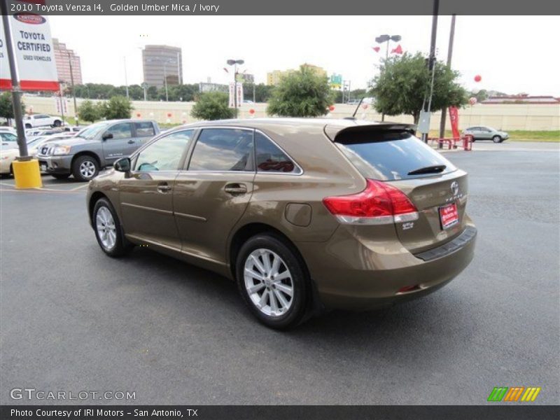 Golden Umber Mica / Ivory 2010 Toyota Venza I4