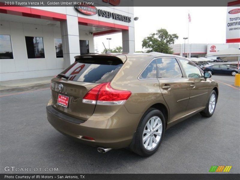 Golden Umber Mica / Ivory 2010 Toyota Venza I4