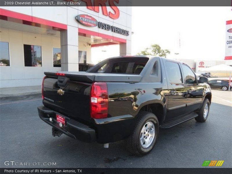Black / Ebony 2009 Chevrolet Avalanche LT