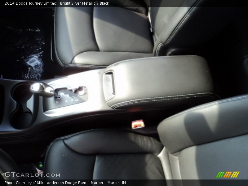 Bright Silver Metallic / Black 2014 Dodge Journey Limited
