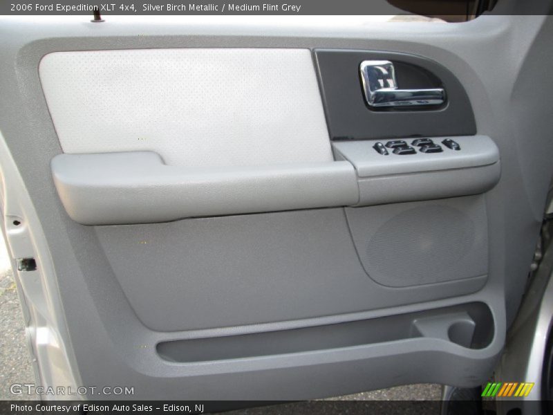 Silver Birch Metallic / Medium Flint Grey 2006 Ford Expedition XLT 4x4