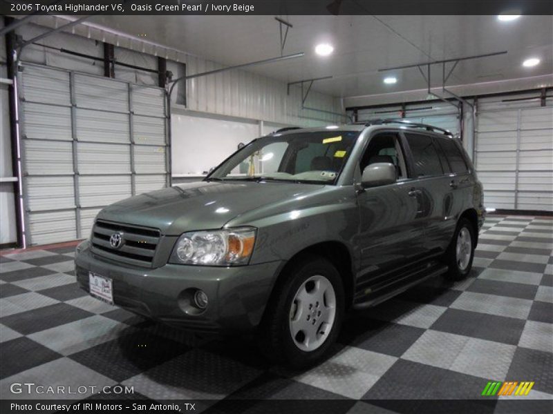 Oasis Green Pearl / Ivory Beige 2006 Toyota Highlander V6