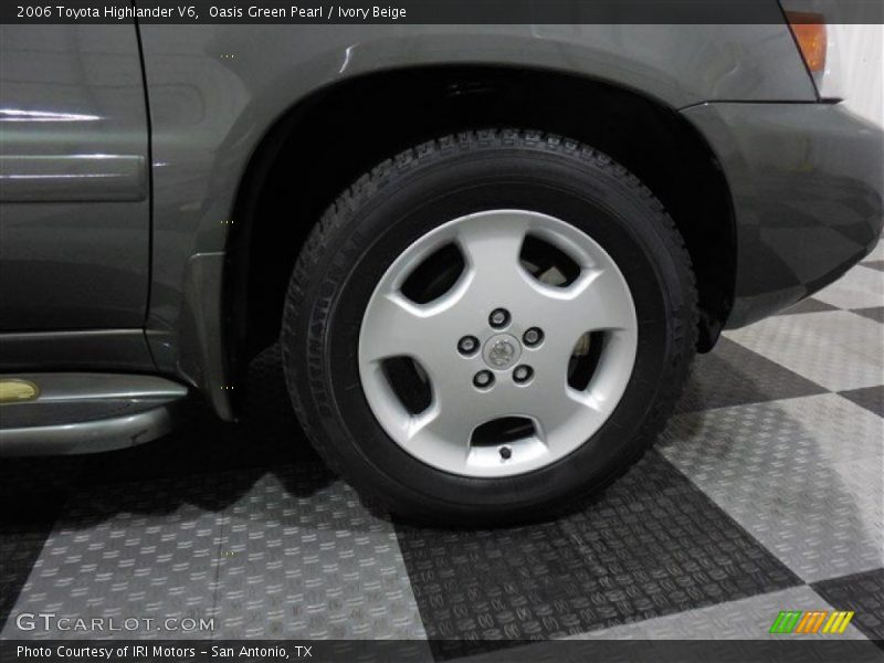 Oasis Green Pearl / Ivory Beige 2006 Toyota Highlander V6