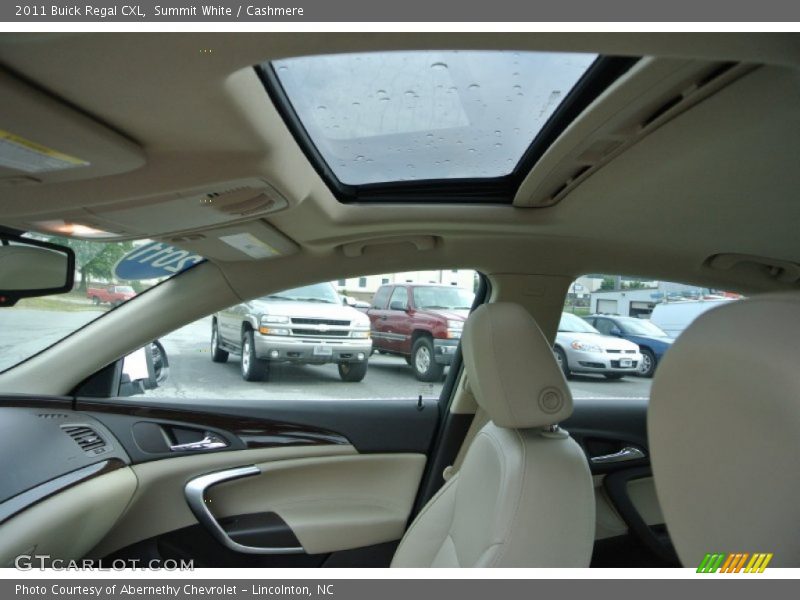 Summit White / Cashmere 2011 Buick Regal CXL