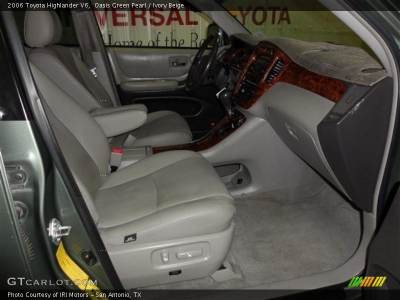 Oasis Green Pearl / Ivory Beige 2006 Toyota Highlander V6