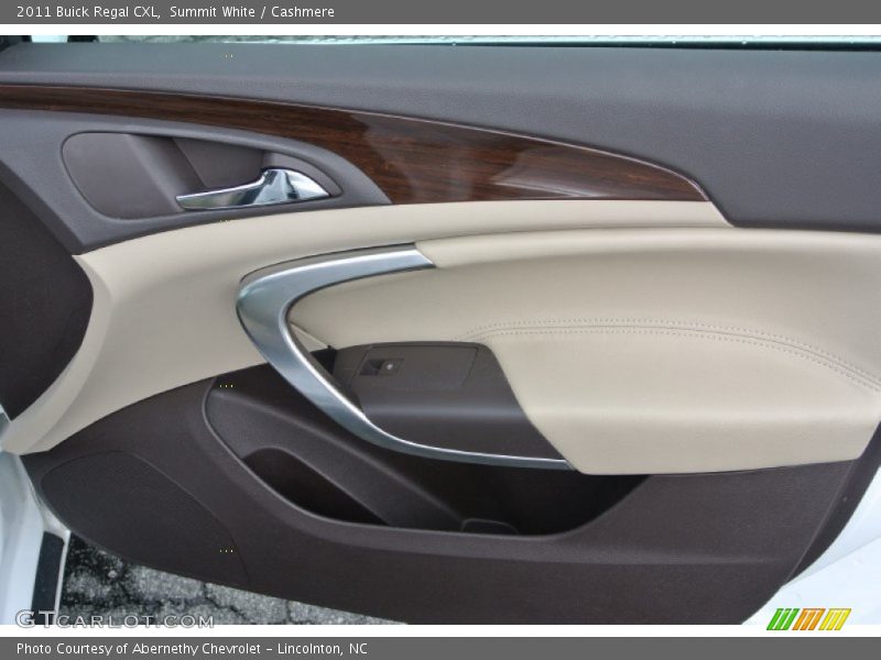 Summit White / Cashmere 2011 Buick Regal CXL