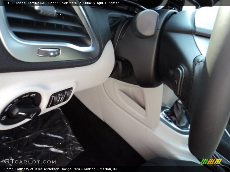 Bright Silver Metallic / Black/Light Tungsten 2013 Dodge Dart Rallye