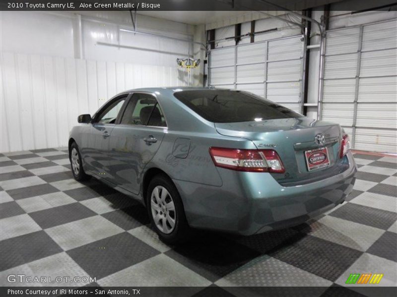 Aloe Green Metallic / Bisque 2010 Toyota Camry LE