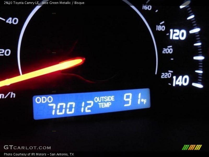 Aloe Green Metallic / Bisque 2010 Toyota Camry LE