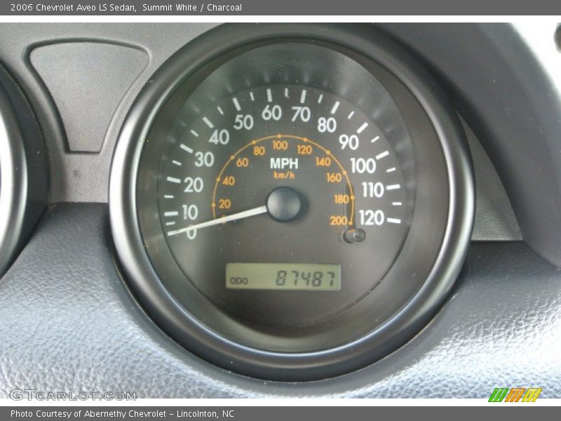 Summit White / Charcoal 2006 Chevrolet Aveo LS Sedan