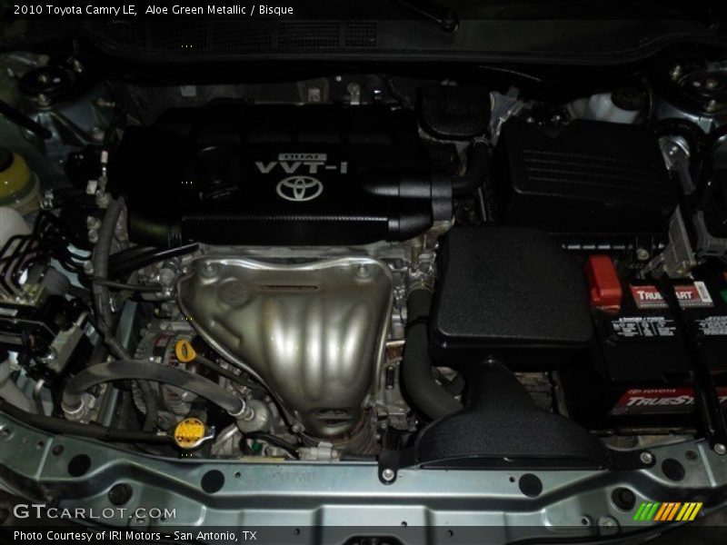Aloe Green Metallic / Bisque 2010 Toyota Camry LE