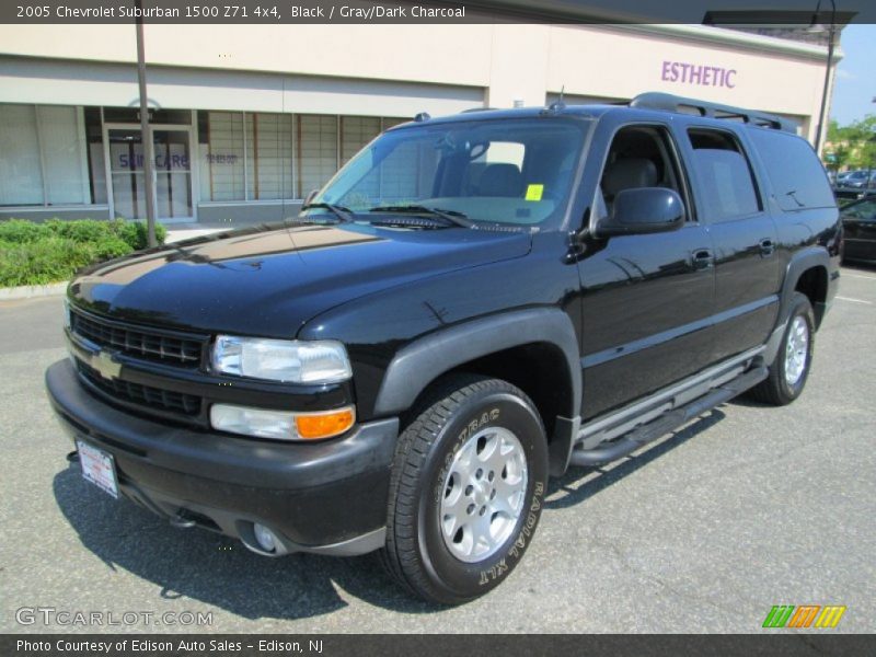 Black / Gray/Dark Charcoal 2005 Chevrolet Suburban 1500 Z71 4x4