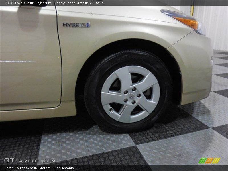 Sandy Beach Metallic / Bisque 2010 Toyota Prius Hybrid IV