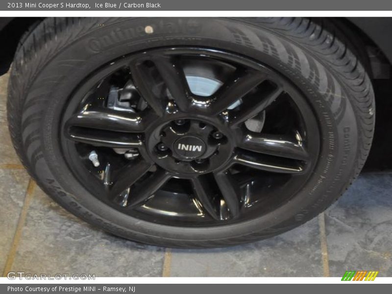Ice Blue / Carbon Black 2013 Mini Cooper S Hardtop