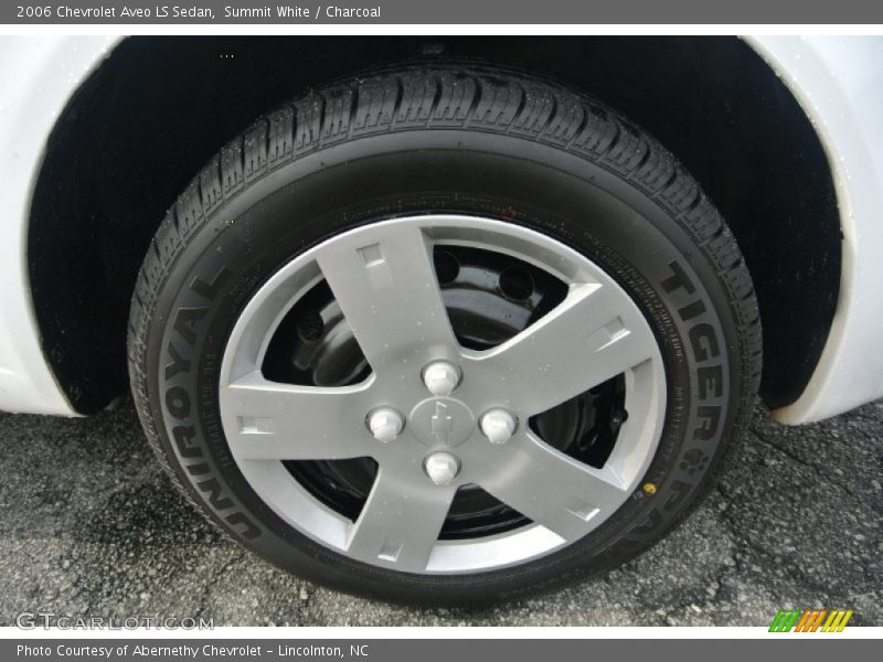 Summit White / Charcoal 2006 Chevrolet Aveo LS Sedan