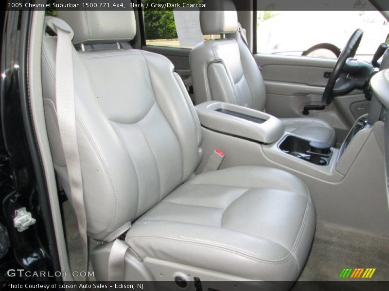 Black / Gray/Dark Charcoal 2005 Chevrolet Suburban 1500 Z71 4x4