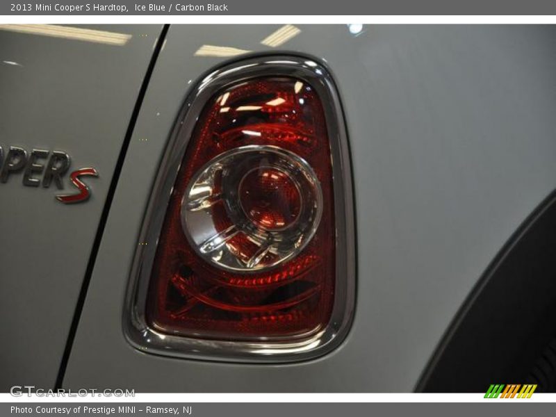 Ice Blue / Carbon Black 2013 Mini Cooper S Hardtop