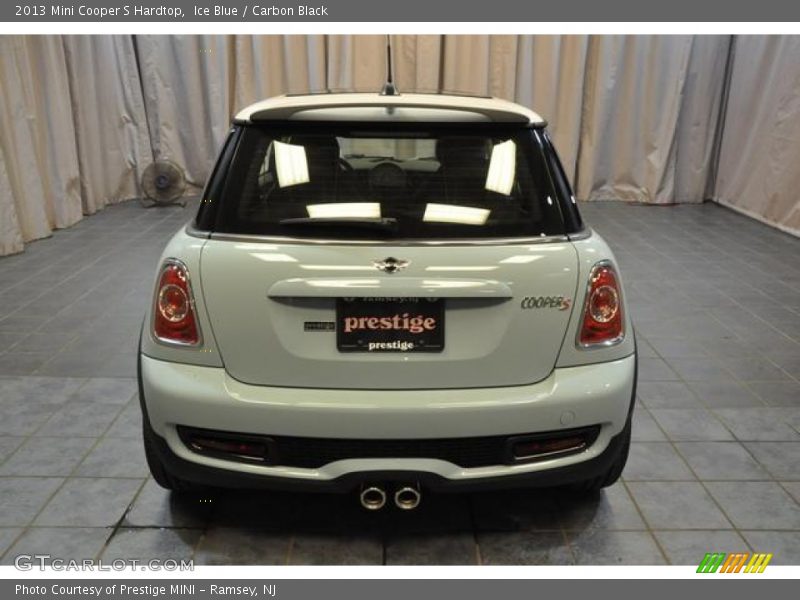Ice Blue / Carbon Black 2013 Mini Cooper S Hardtop