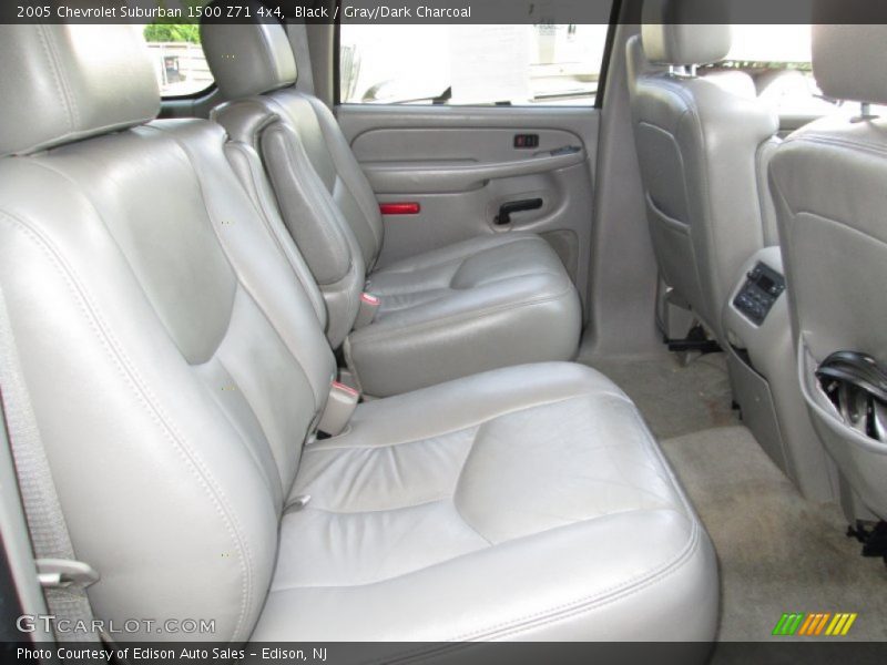 Black / Gray/Dark Charcoal 2005 Chevrolet Suburban 1500 Z71 4x4