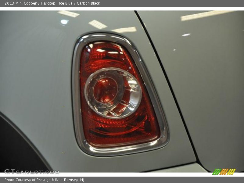 Ice Blue / Carbon Black 2013 Mini Cooper S Hardtop