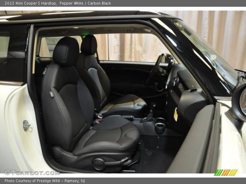Pepper White / Carbon Black 2013 Mini Cooper S Hardtop