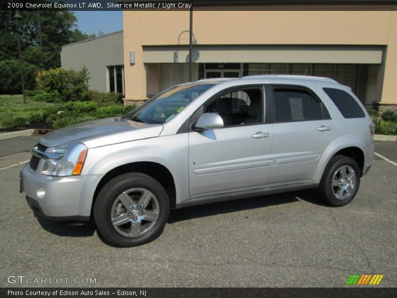 Silver Ice Metallic / Light Gray 2009 Chevrolet Equinox LT AWD
