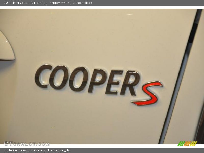 Pepper White / Carbon Black 2013 Mini Cooper S Hardtop