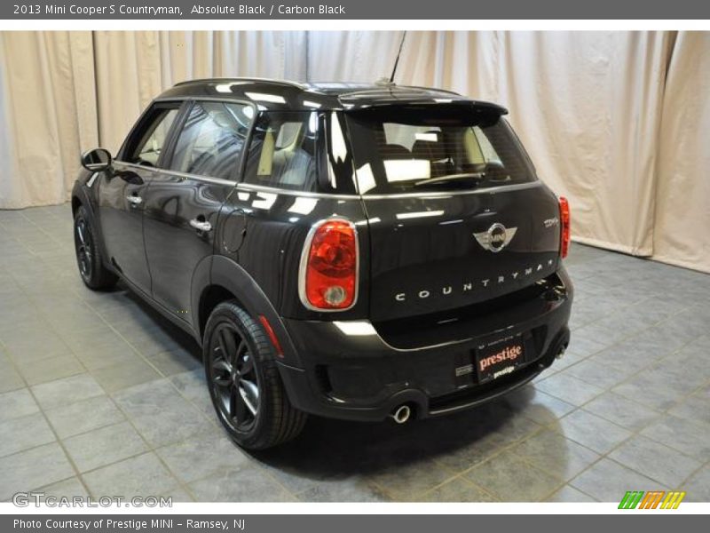 Absolute Black / Carbon Black 2013 Mini Cooper S Countryman