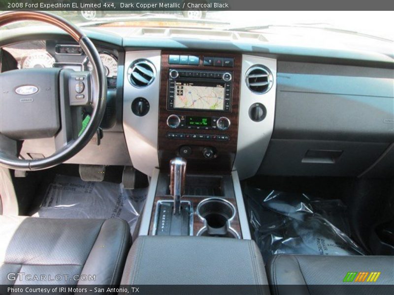 Dashboard of 2008 Expedition EL Limited 4x4