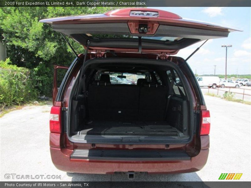  2008 Expedition EL Limited 4x4 Trunk