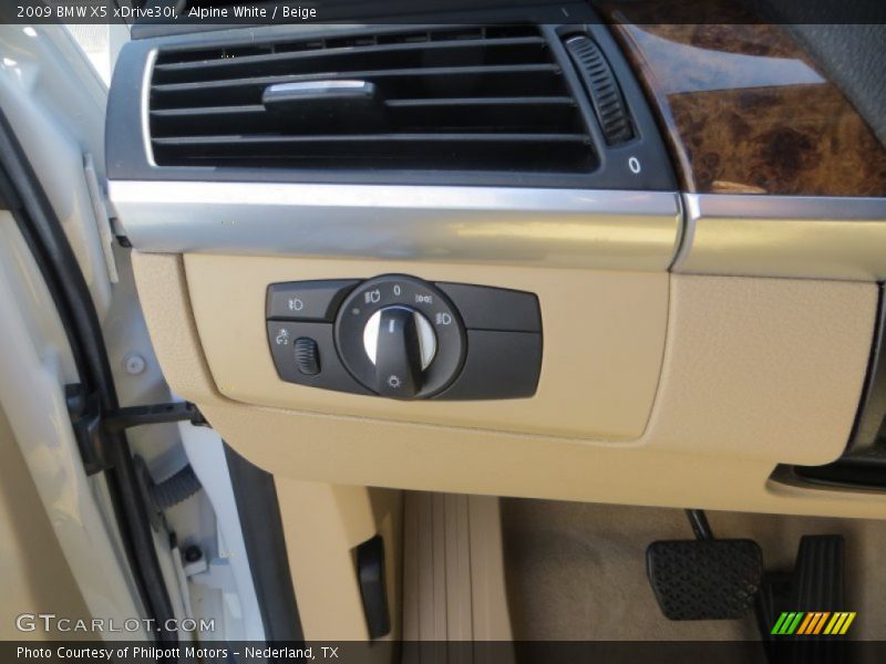 Alpine White / Beige 2009 BMW X5 xDrive30i