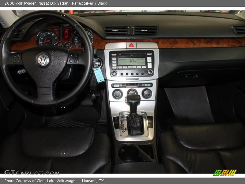 Reflex Silver / Black 2008 Volkswagen Passat Lux Sedan