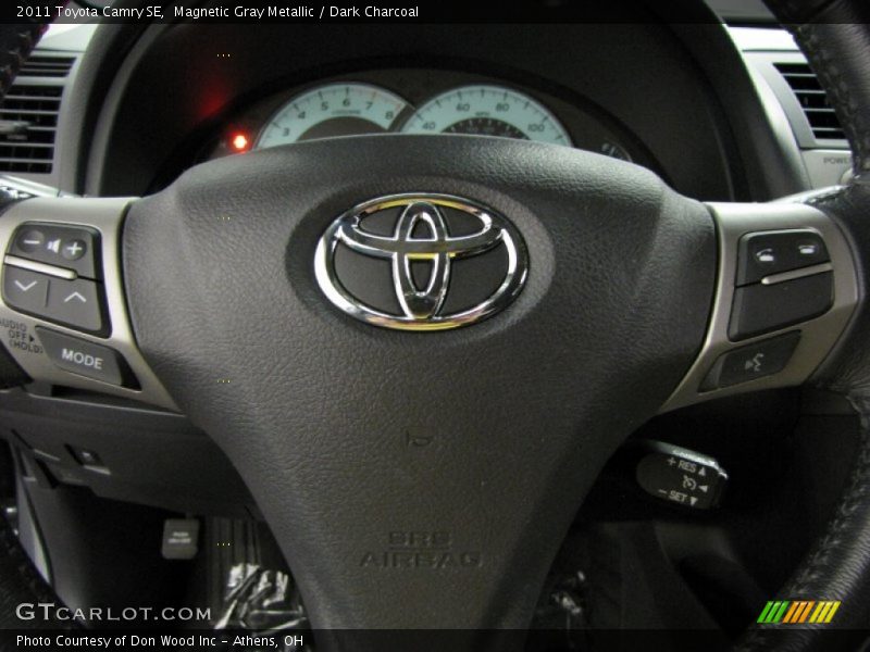 Magnetic Gray Metallic / Dark Charcoal 2011 Toyota Camry SE