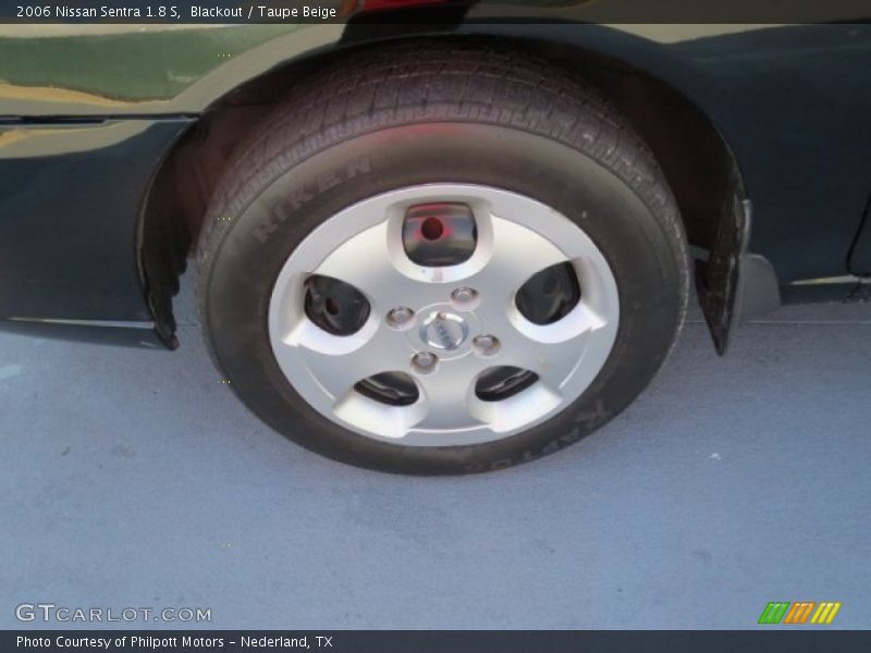 Blackout / Taupe Beige 2006 Nissan Sentra 1.8 S