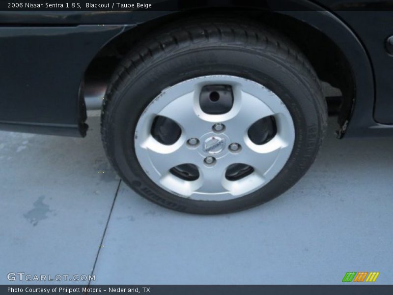 Blackout / Taupe Beige 2006 Nissan Sentra 1.8 S