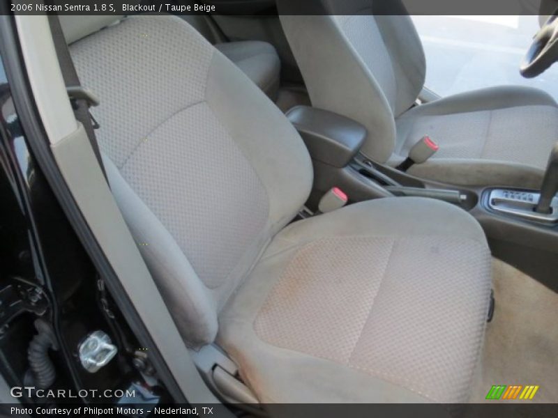 Blackout / Taupe Beige 2006 Nissan Sentra 1.8 S