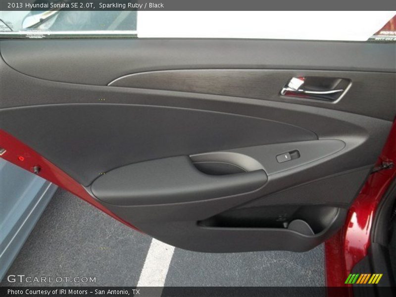 Sparkling Ruby / Black 2013 Hyundai Sonata SE 2.0T