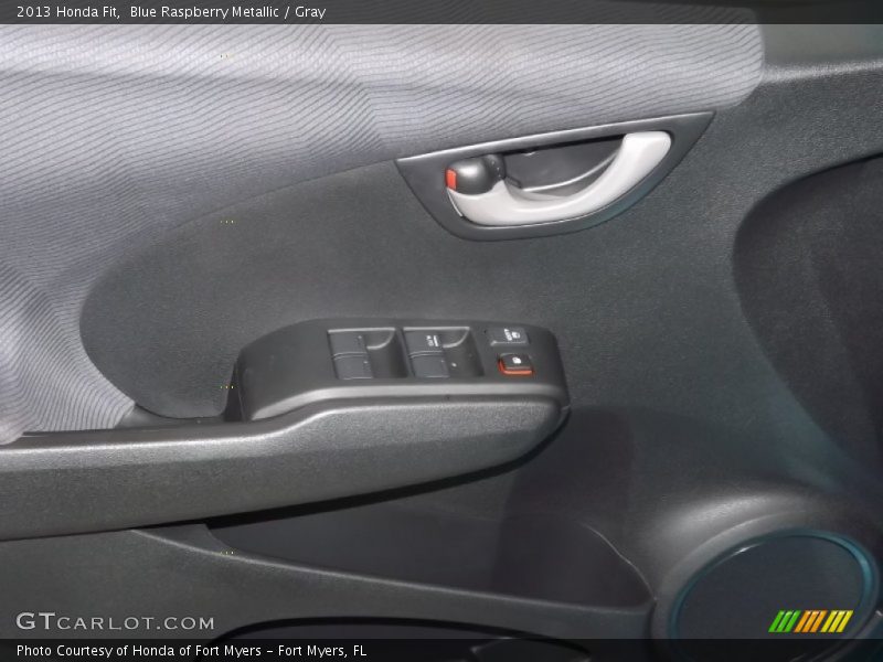 Blue Raspberry Metallic / Gray 2013 Honda Fit