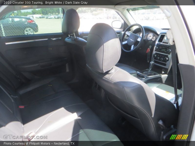 Bright White / Dark Slate Gray 2010 Chrysler 300 Touring