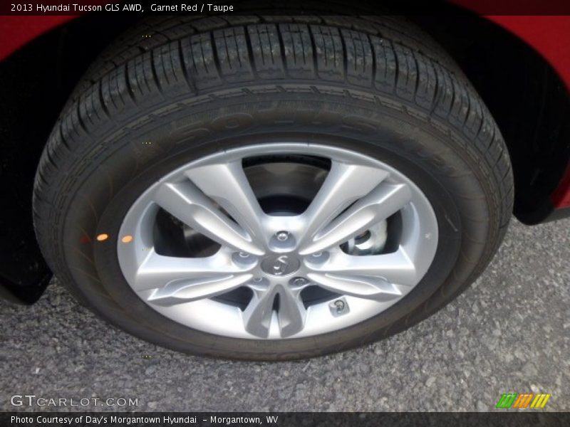 Garnet Red / Taupe 2013 Hyundai Tucson GLS AWD