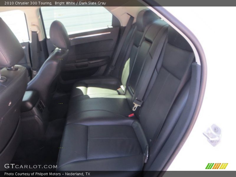 Bright White / Dark Slate Gray 2010 Chrysler 300 Touring