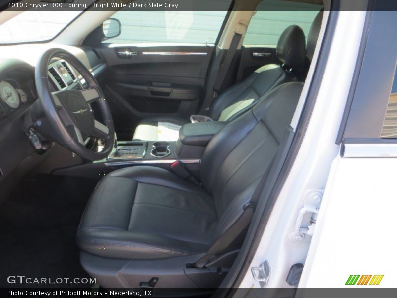 Bright White / Dark Slate Gray 2010 Chrysler 300 Touring