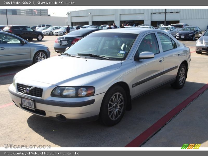 Silver Metallic / Graphite 2004 Volvo S60 2.4