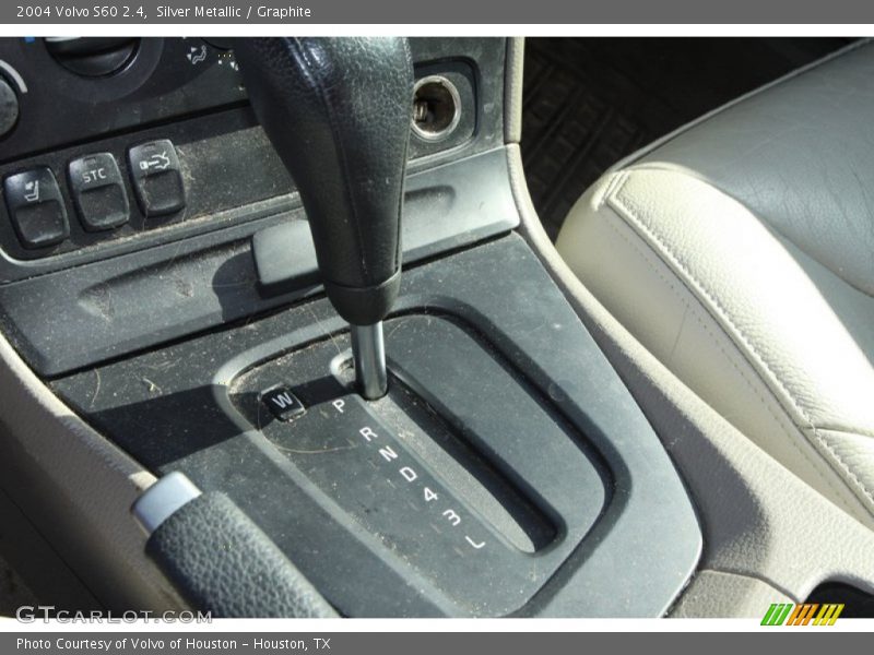 Silver Metallic / Graphite 2004 Volvo S60 2.4
