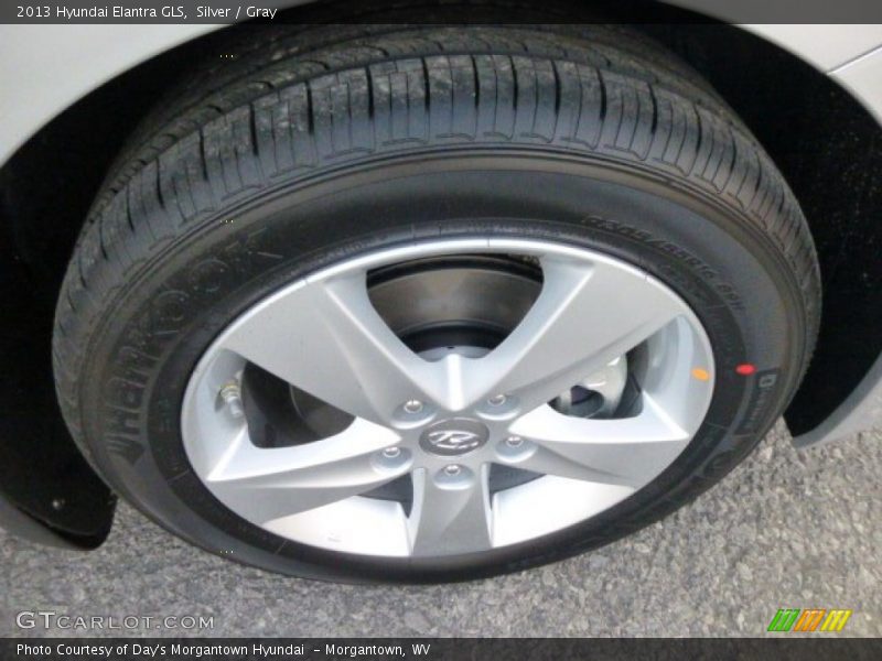 Silver / Gray 2013 Hyundai Elantra GLS