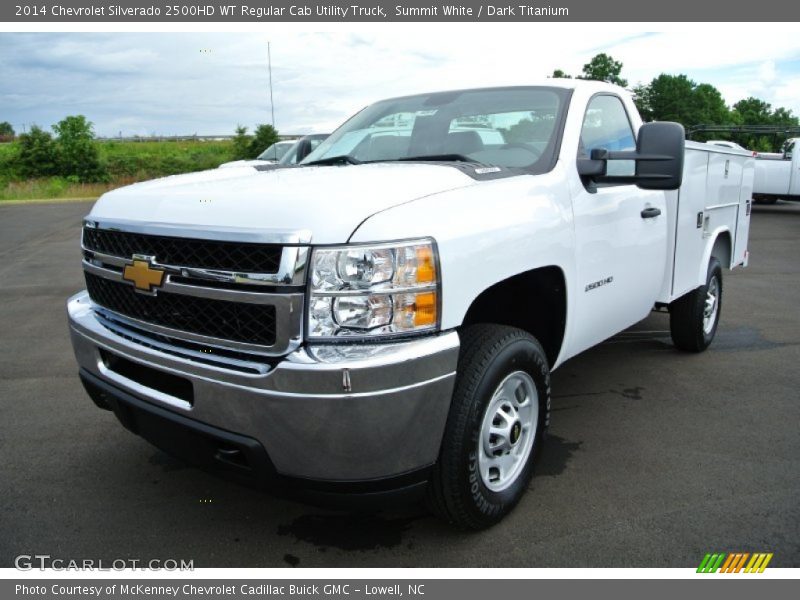 Front 3/4 View of 2014 Silverado 2500HD WT Regular Cab Utility Truck