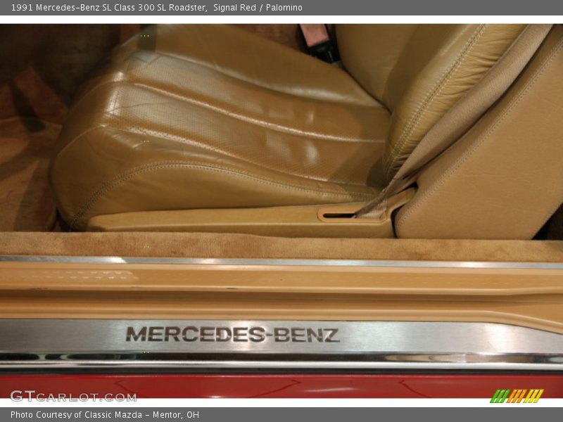 Signal Red / Palomino 1991 Mercedes-Benz SL Class 300 SL Roadster