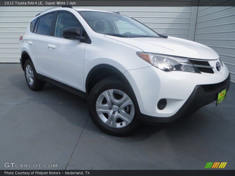 Super White / Ash 2013 Toyota RAV4 LE