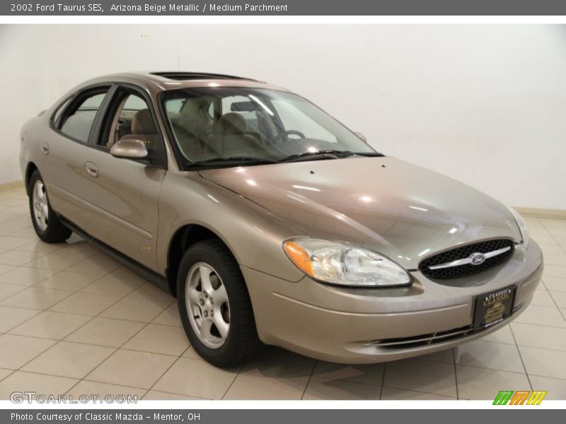 Arizona Beige Metallic / Medium Parchment 2002 Ford Taurus SES