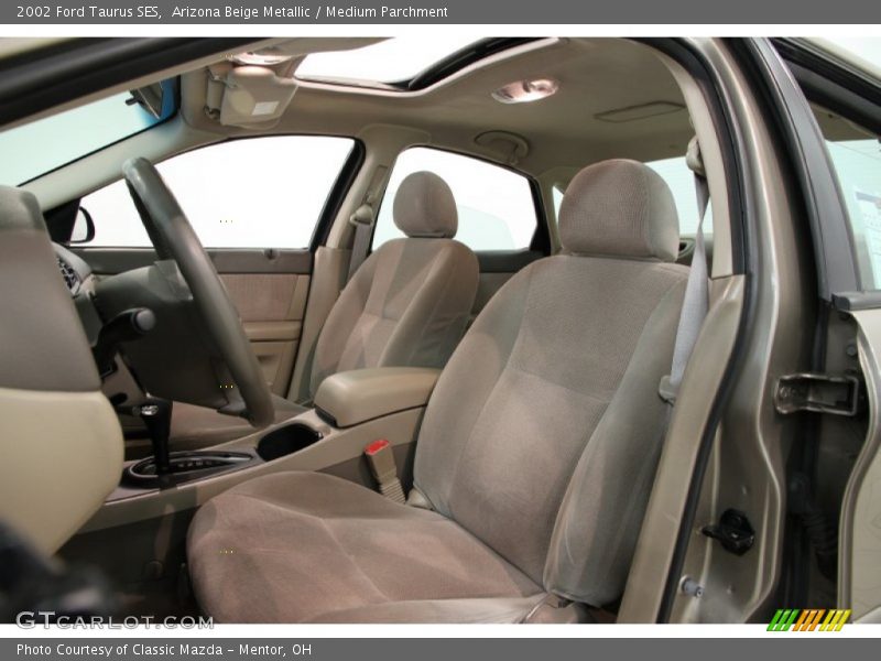 Arizona Beige Metallic / Medium Parchment 2002 Ford Taurus SES